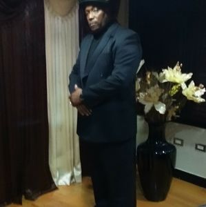 Meet your Posher, Clifton